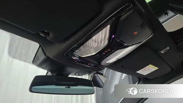 BMW 5 Series (G30) id 3416170 из Кореи 9