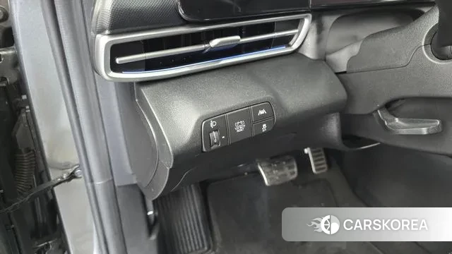 Hyundai Avante Hybrid (CN7) id 3028372 из Кореи 9