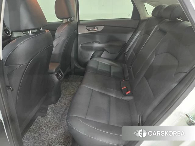 Kia Come New K3 id 4446874 из Кореи 9