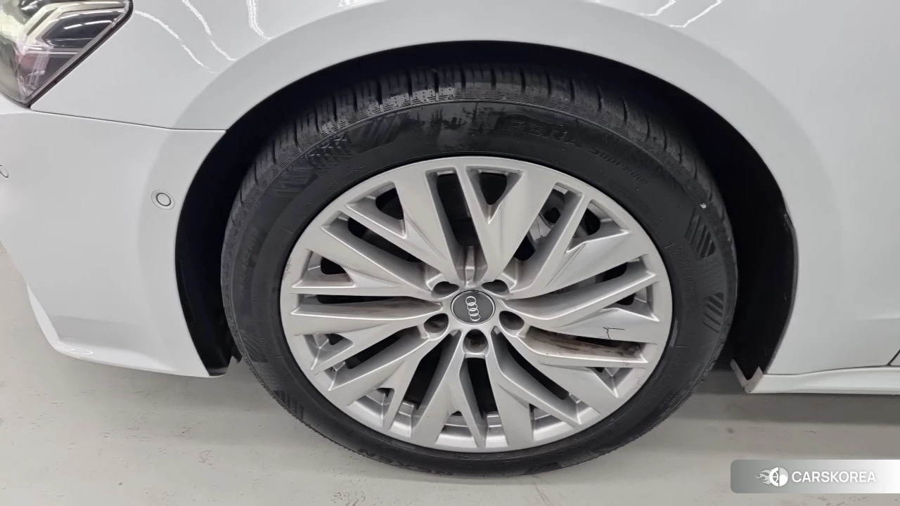 Audi A7 (4K) id 4881705 из Кореи 9