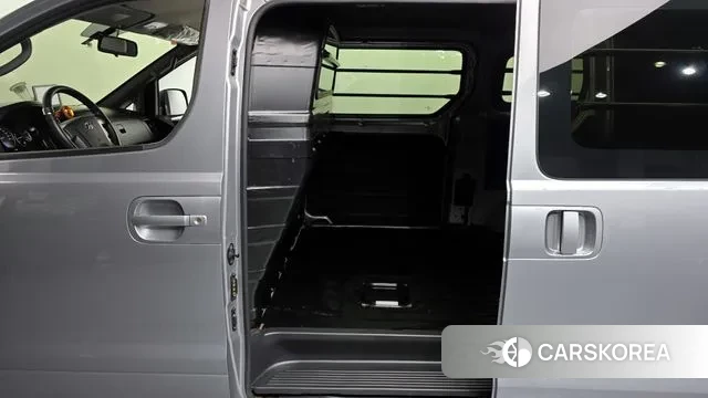 Hyundai The New Grand Starex id 3336116 из Кореи 9