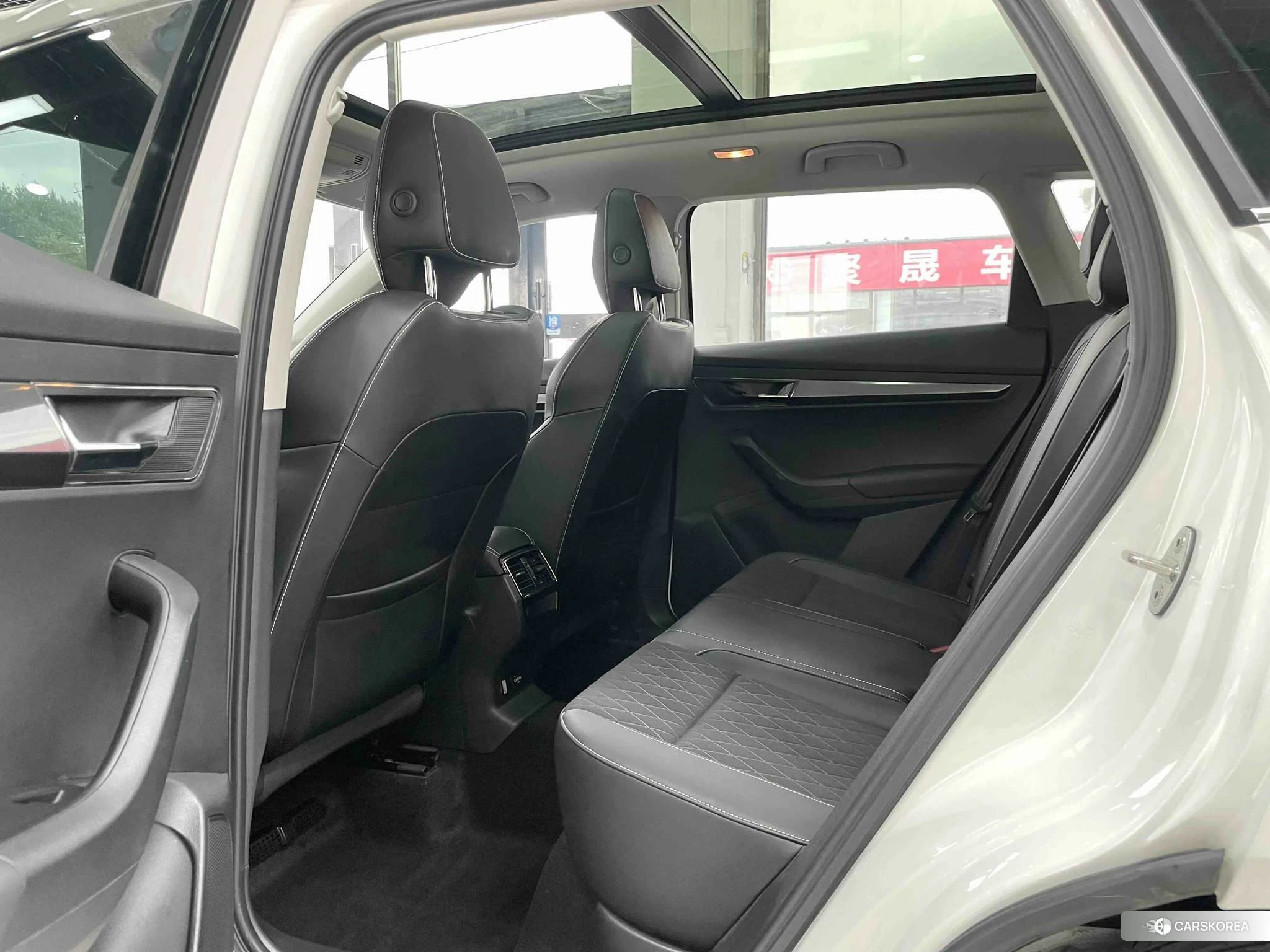 Skoda Krok id 4426496 из Китая 9