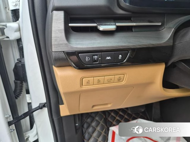 Kia Carnival 4th generation id 4701437 из Кореи 9