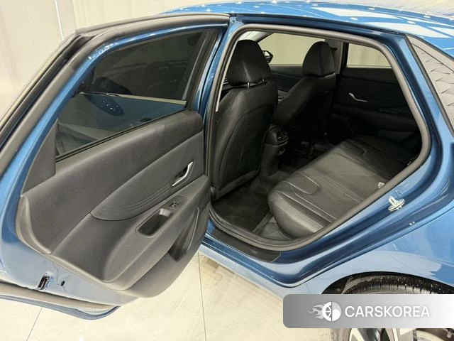 Hyundai Elantra id 4335170 из Китая 9
