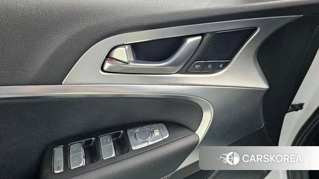 Genesis G70 id 3955857 из Кореи 9