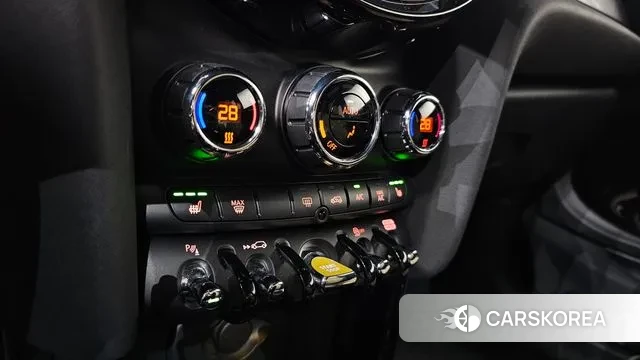 Mini Cooper Electric id 3684936 из Кореи 9