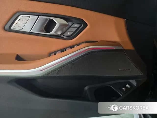 BMW 3 Series (G20) id 3340834 из Кореи 9