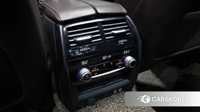 BMW 5 Series (G30) id 3646549 из Кореи 9