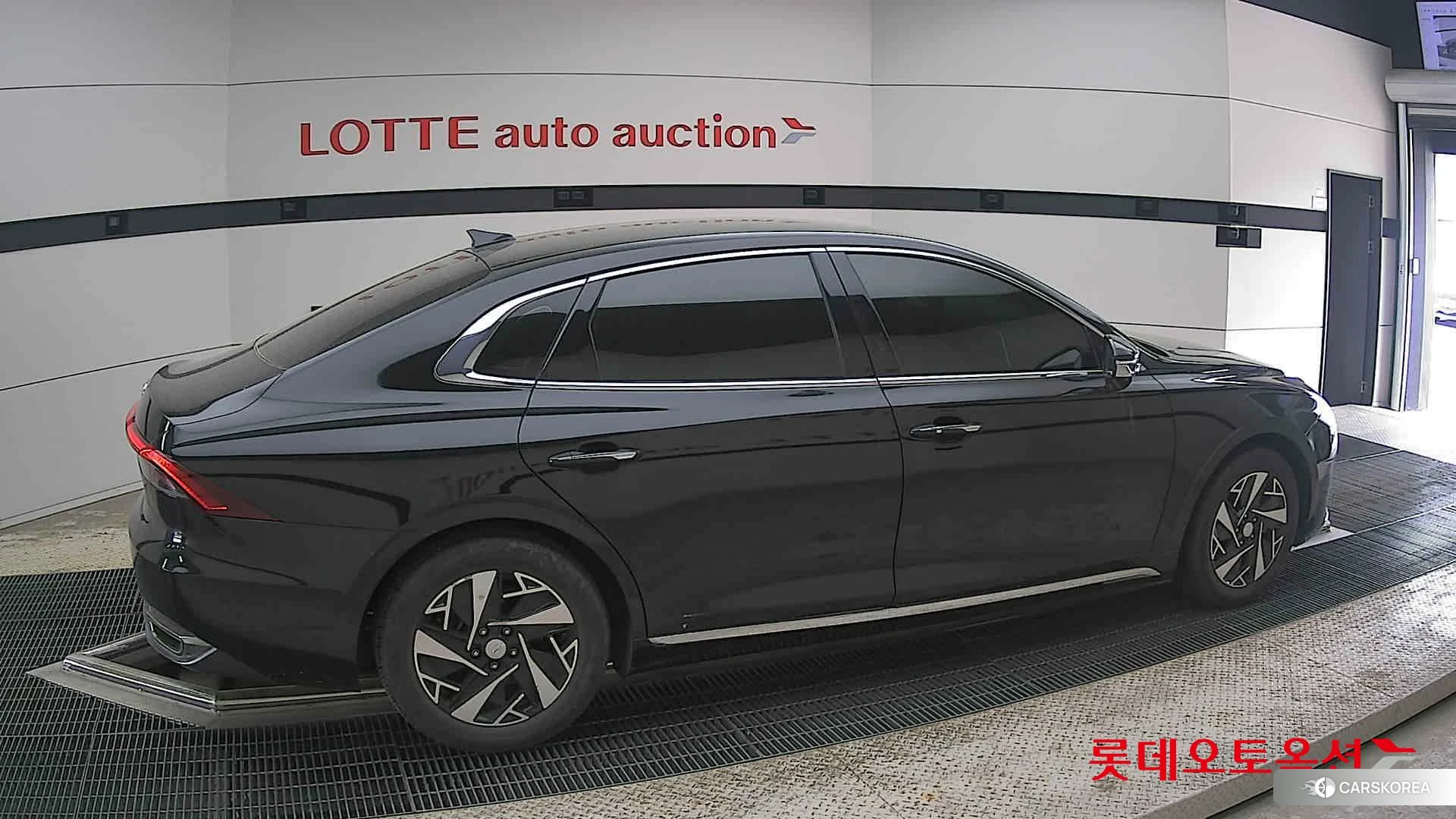Hyundai Grandeur Hybrid id 4289505 из Кореи 9