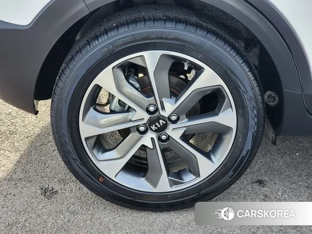 Kia Stonic id 2962035 из Кореи 9