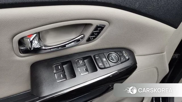 Kia The New Carnival id 3363040 из Кореи 9