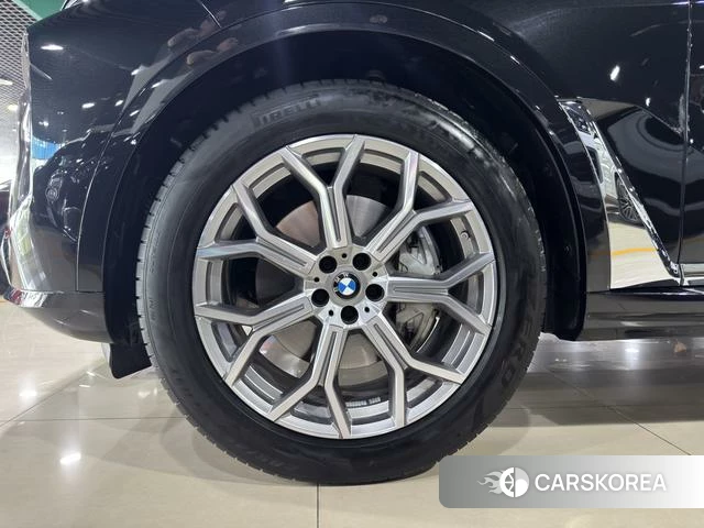 BMW X7 id 4273247 из Китая 9
