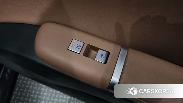 Hyundai Grandeur Hybrid (GN7) id 3058075 из Кореи 9