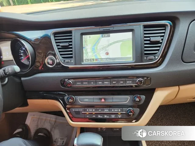 Kia The New Carnival id 3055622 из Кореи 9