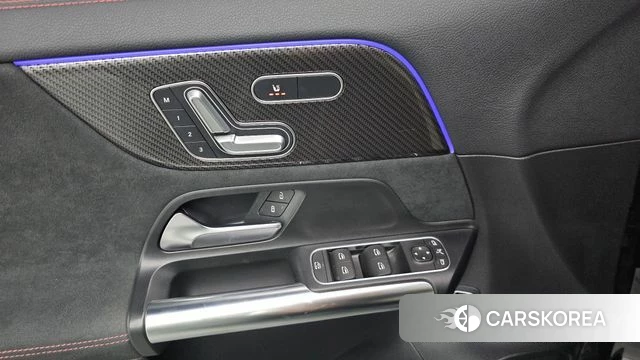 Mercedes-Benz GLA - Class H247 id 3872711 из Кореи 9