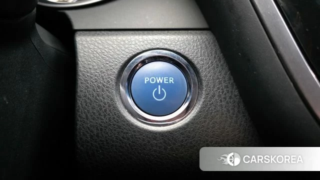 Toyota Camry (XV70) id 3905508 из Кореи 9