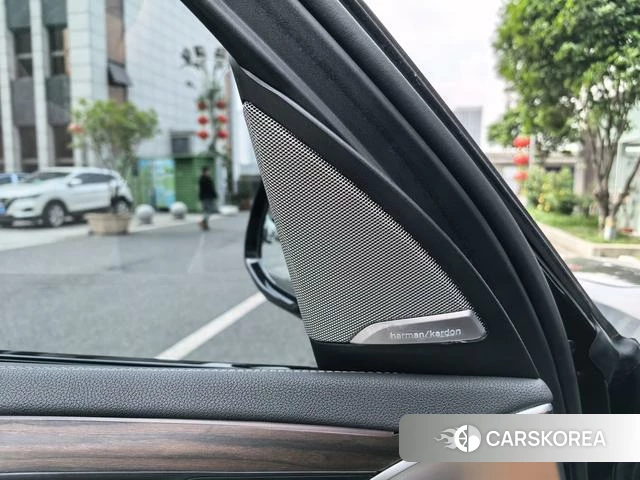 BMW X3 id 4254543 из Китая 9