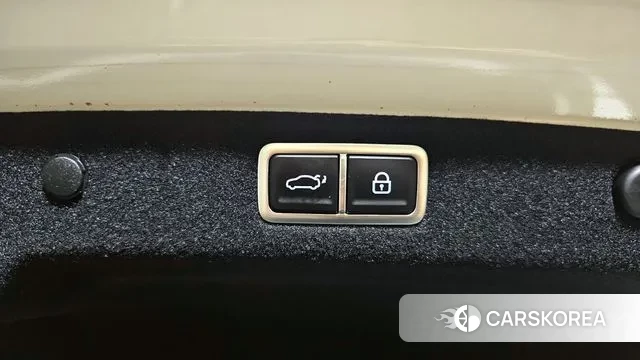 Hyundai Grandeur (GN7) id 3058308 из Кореи 9