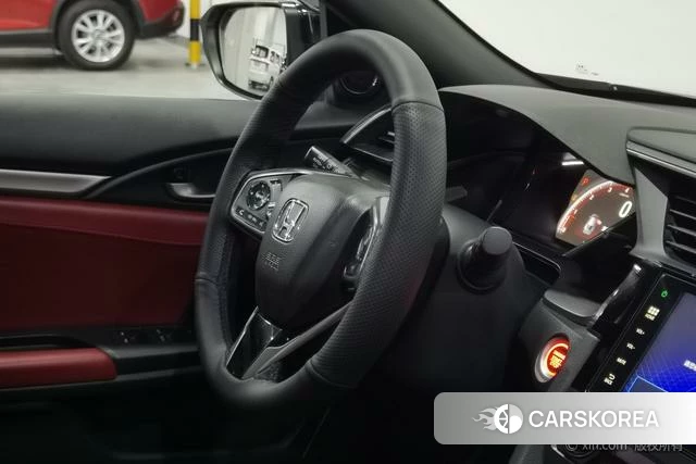 Honda Civic id 4276079 из Китая 9