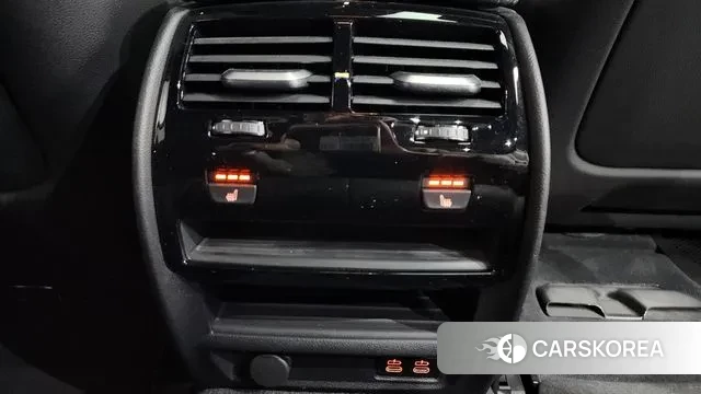 BMW 5 Series (G30) id 3528864 из Кореи 9