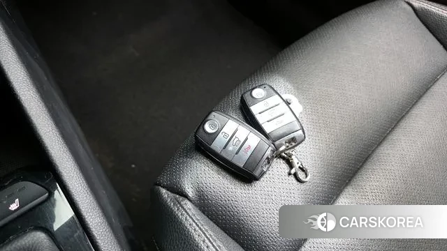 Kia Stonic id 3578822 из Кореи 9