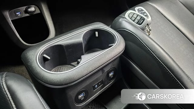 Hyundai Ionic 5 id 4731688 из Кореи 9