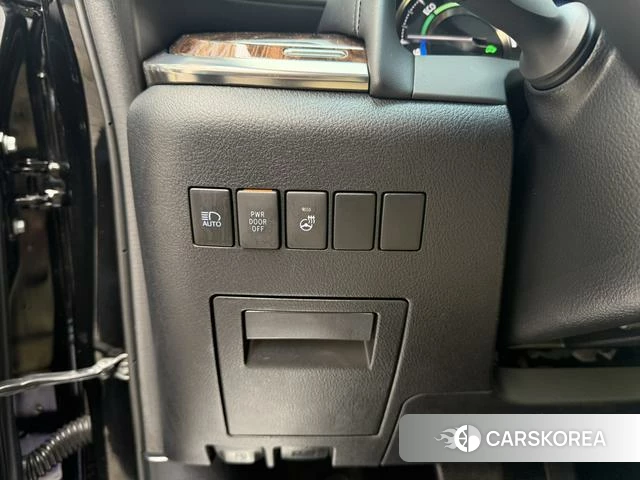Toyota Elfa id 4213086 из Китая 9