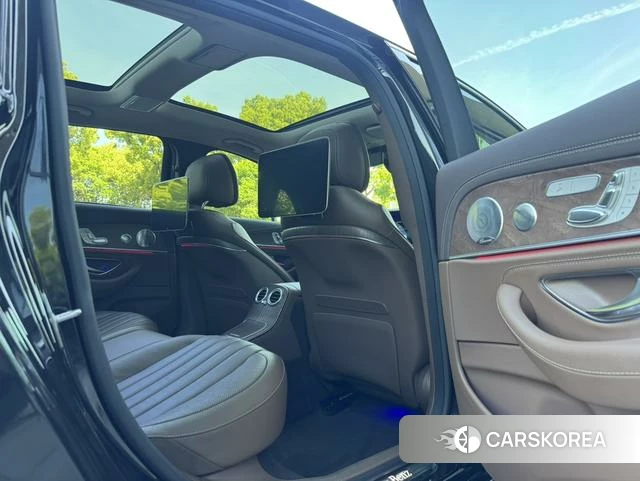 Mercedes-Benz E-class id 4300744 из Китая 9