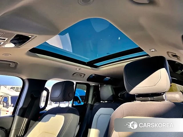 Land Rover Defender (L663) id 3310210 из Кореи 9