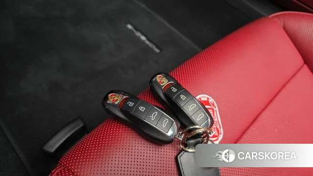 Porsche 718 Boxster id 3904605 из Кореи 9