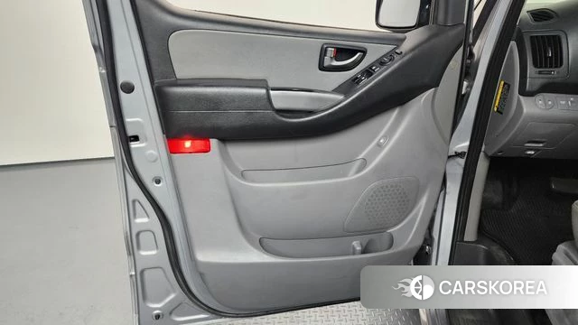 Hyundai The New Grand Starex id 4496947 из Кореи 9