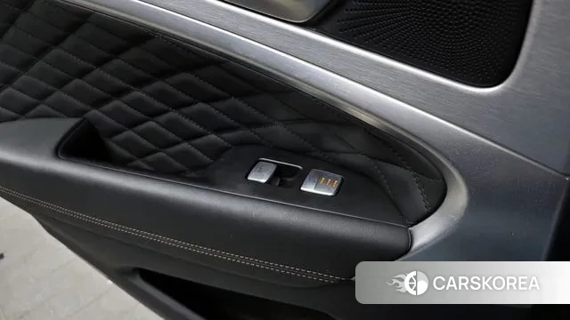 Genesis G70 id 3698954 из Кореи 9