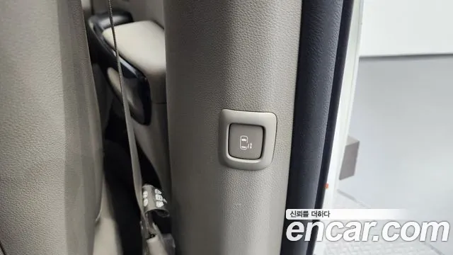 Kia The New Carnival id 2728068 из Кореи 9