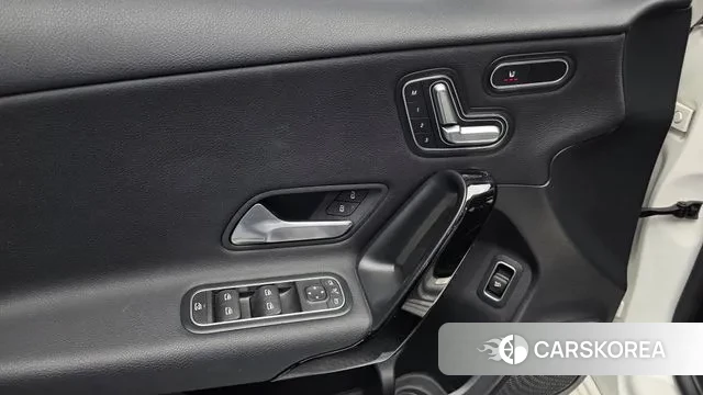 Mercedes-Benz A-Class W177 id 3717959 из Кореи 9