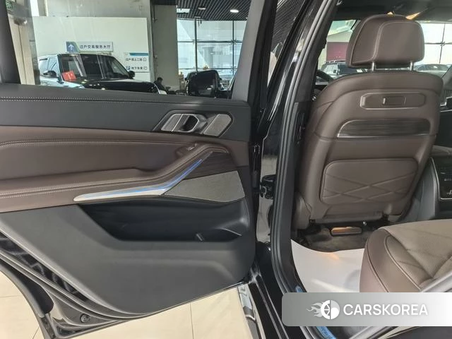 BMW X5 id 4264878 из Китая 9