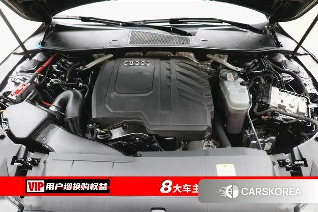 Audi A7L id 4298106 из Китая 9