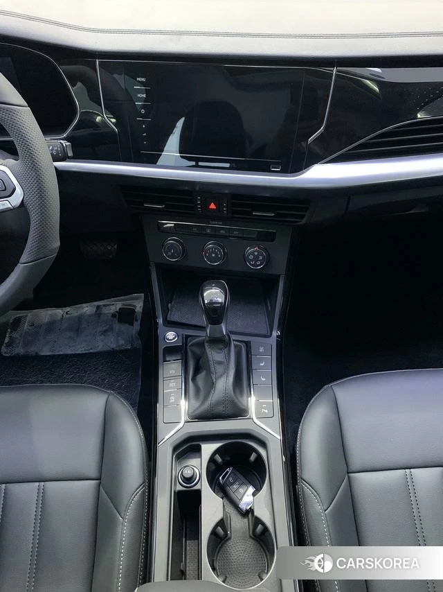 Volkswagen Passat id 4264773 из Китая 9