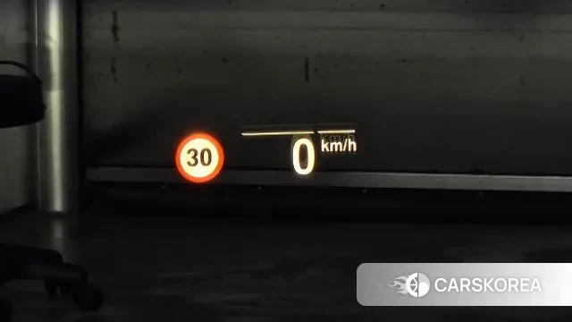 BMW 5 Series (G30) id 3174227 из Кореи 9