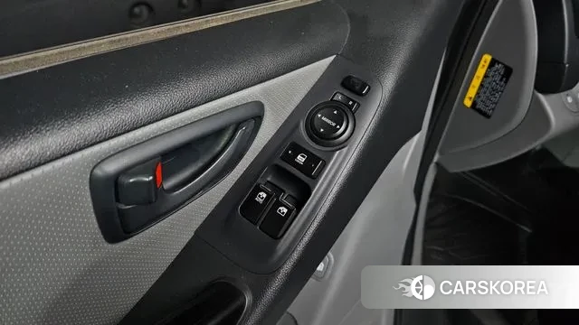 Hyundai The New Grand Starex id 3636838 из Кореи 9