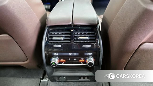 BMW 5 Series (G30) id 4395181 из Кореи 9