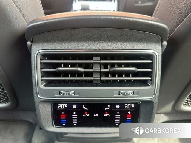 Audi Q8 id 4259104 из Китая 9