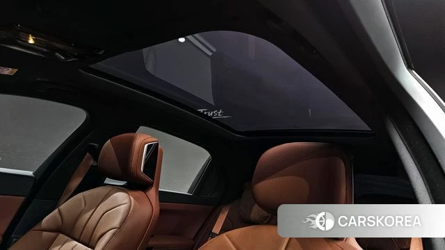 BMW 7 Series (G70) id 3858143 из Кореи 9