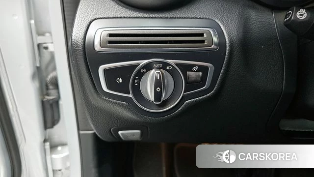 Mercedes-Benz C-Class W205 id 4304787 из Кореи 9