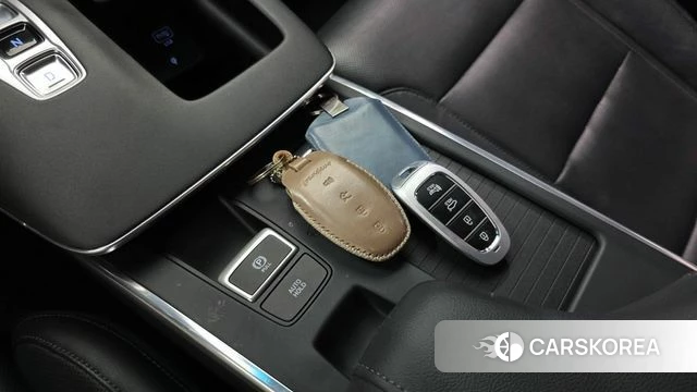Hyundai The New Grandeur IG Hybrid id 4657619 из Кореи 9