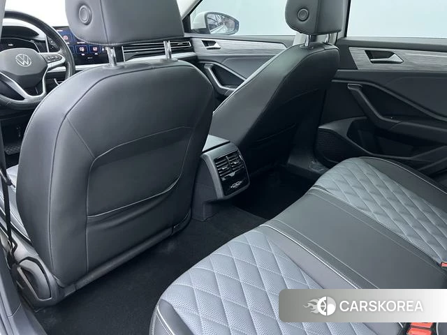 Volkswagen Sagitar id 4328788 из Китая 9