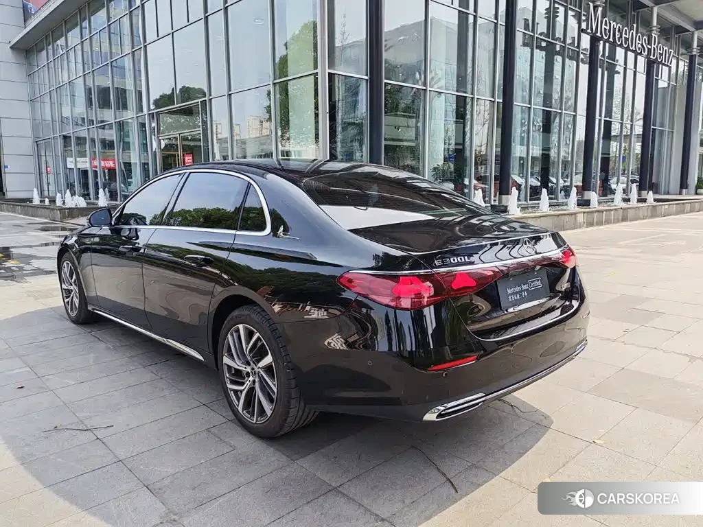 Mercedes-Benz E-Class id 4680508 из Китая 9