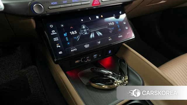 Hyundai Grandeur Hybrid (GN7) id 3922476 из Кореи 9