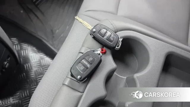 Hyundai The New Grand Starex id 3494493 из Кореи 9