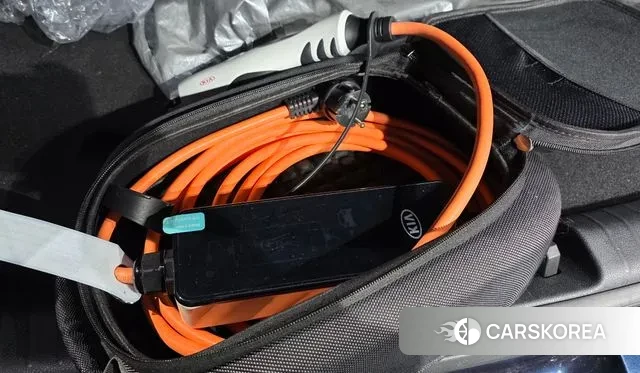 Kia Niro EV id 3687473 из Кореи 9