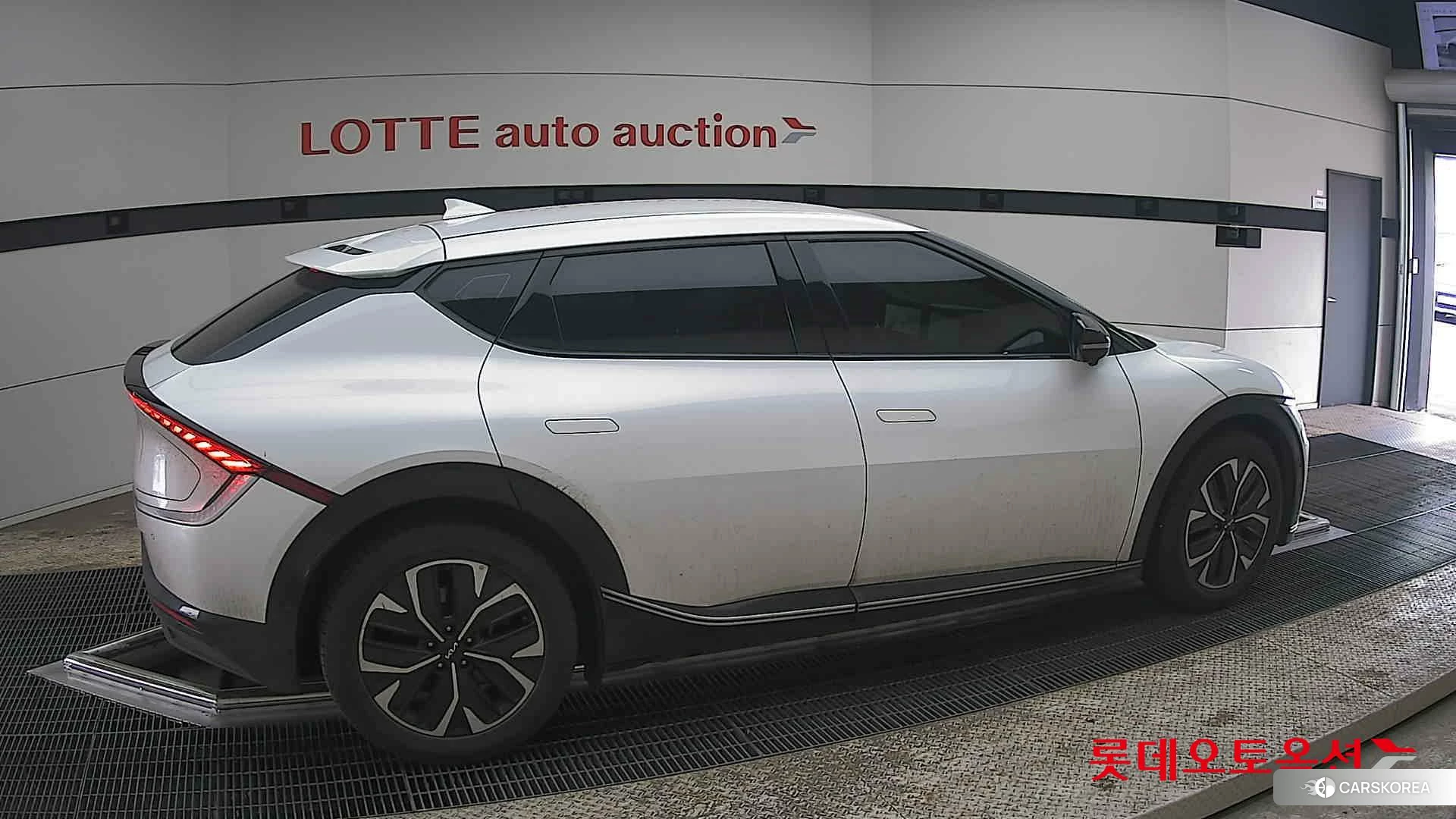 Kia EV6 id 3888405 из Кореи 9